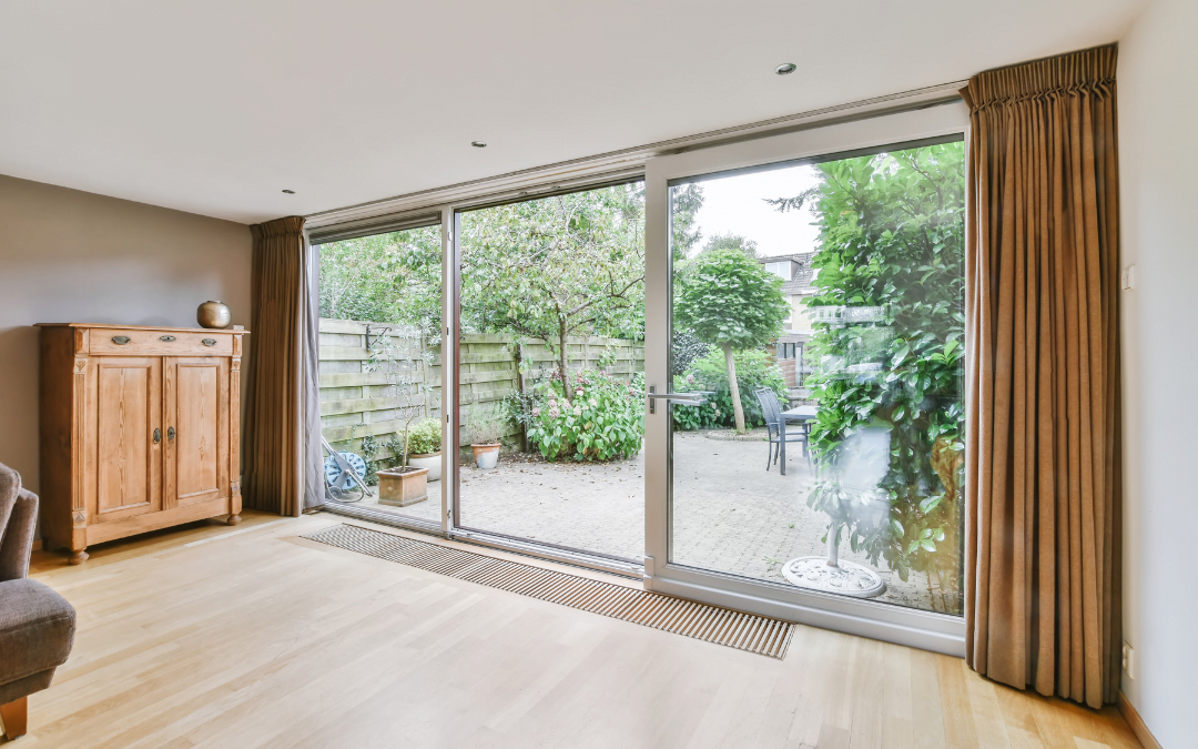 Read more about the article SLIDING GLASS SYSTEMS – En